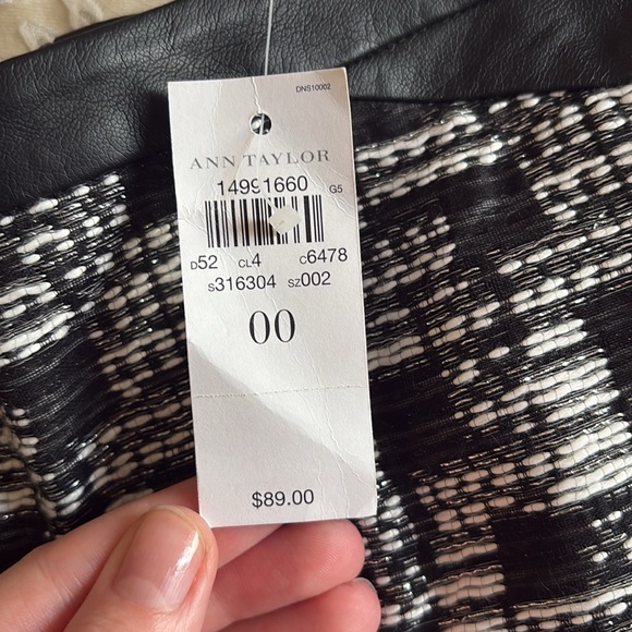 NWT Ann Taylor Tweed Leather Pencil Skirt - Picture 3 of 8
